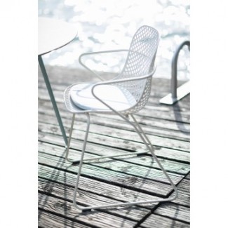 Grosfillex Ramatuelle Stacking Hospitality Arm Chair - Installation Photo